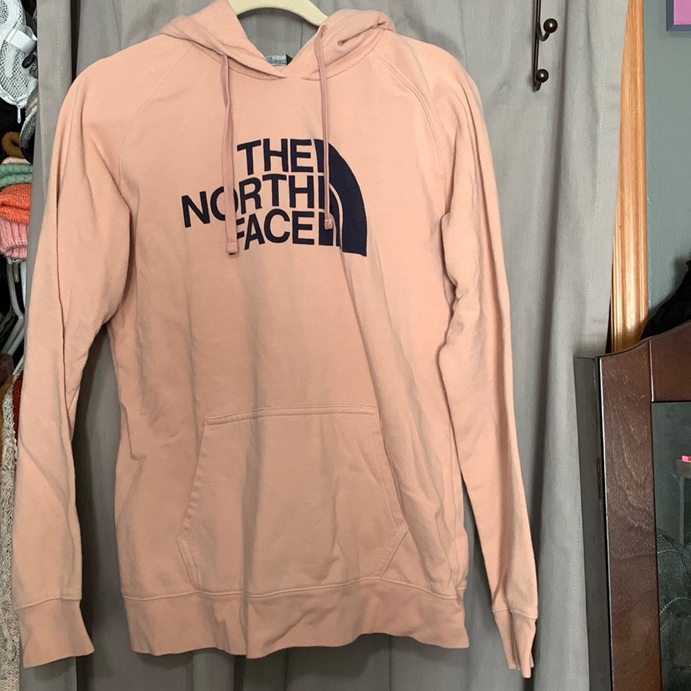 Worn a few times. Super cute. Size large North Face hoodie.
